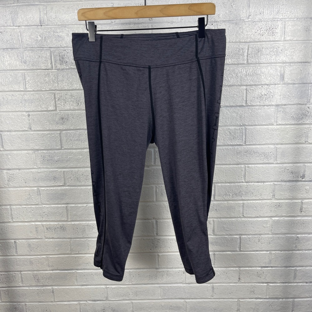 Kerrits Riding Leggings Womens L Black Pull On Cropped Capri Equestrian Athletic